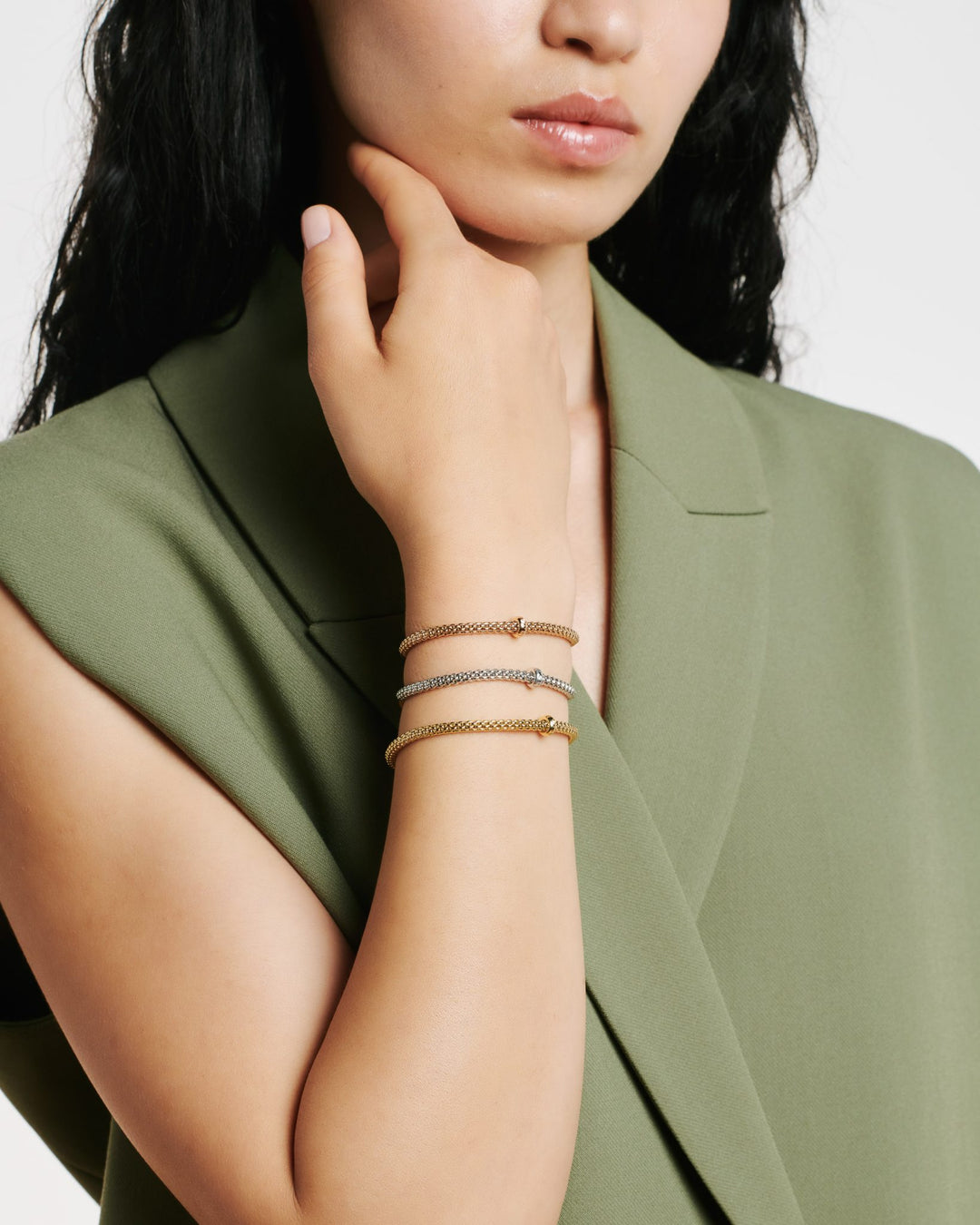 fope-prima-collection-flex_it-bracelet-with-a-white-diamond-18k-white-gold-01M08BX_BB_B_XBX_00