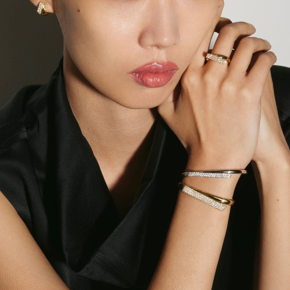 hearts-on-fire-inside-out-diamond-flip-ring-18k-yellow-gold-UU29818YGHV0406500