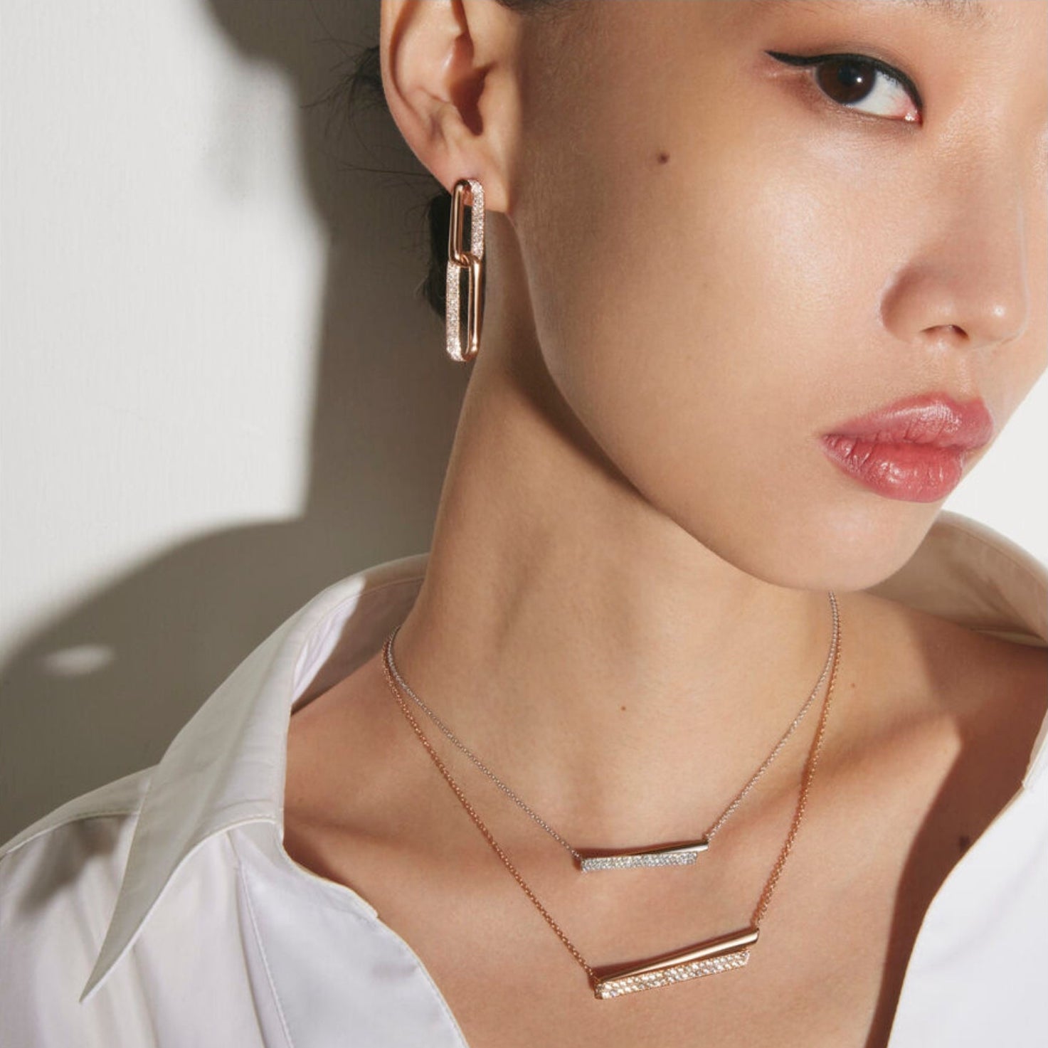 hearts-on-fire-inside-out-diamond-link-earrings-18k-yellow-gold-UU29838YGHV075