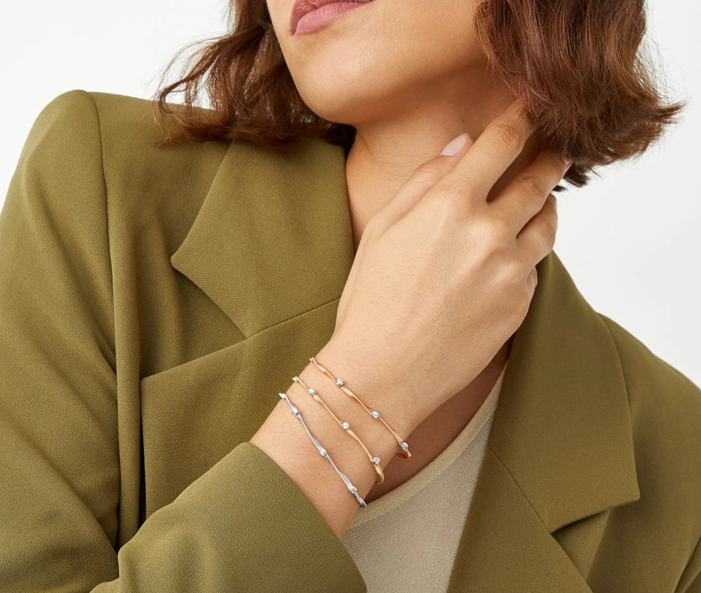 marco-bicego-marrakech-18k-yellow-gold-twisted-coil-bracelet-with-diamonds-bg337-b-yw-m5