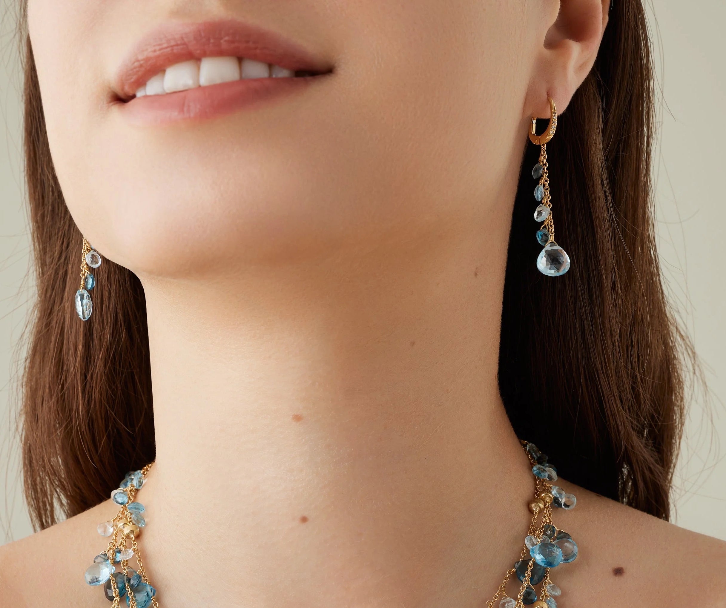 marco-bicego-paradise-single-strand-mixed-blue-topaz-diamond-earrings-18k-yellow-gold-OB1743-MB_TP01_Y_02