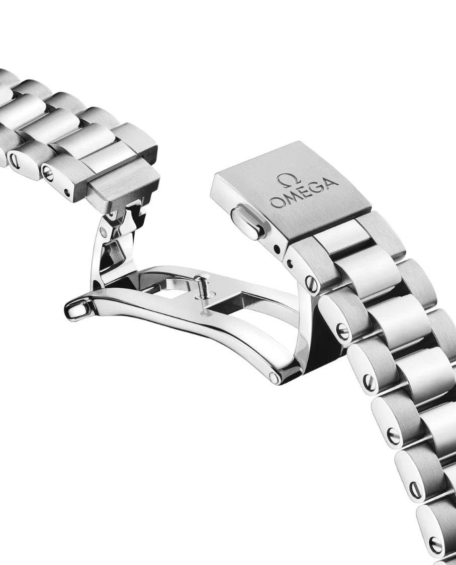 omega-seamaster-aqua-terra-150m-diamond-mother-of-pearl-dial-220.10.30.20.55.001