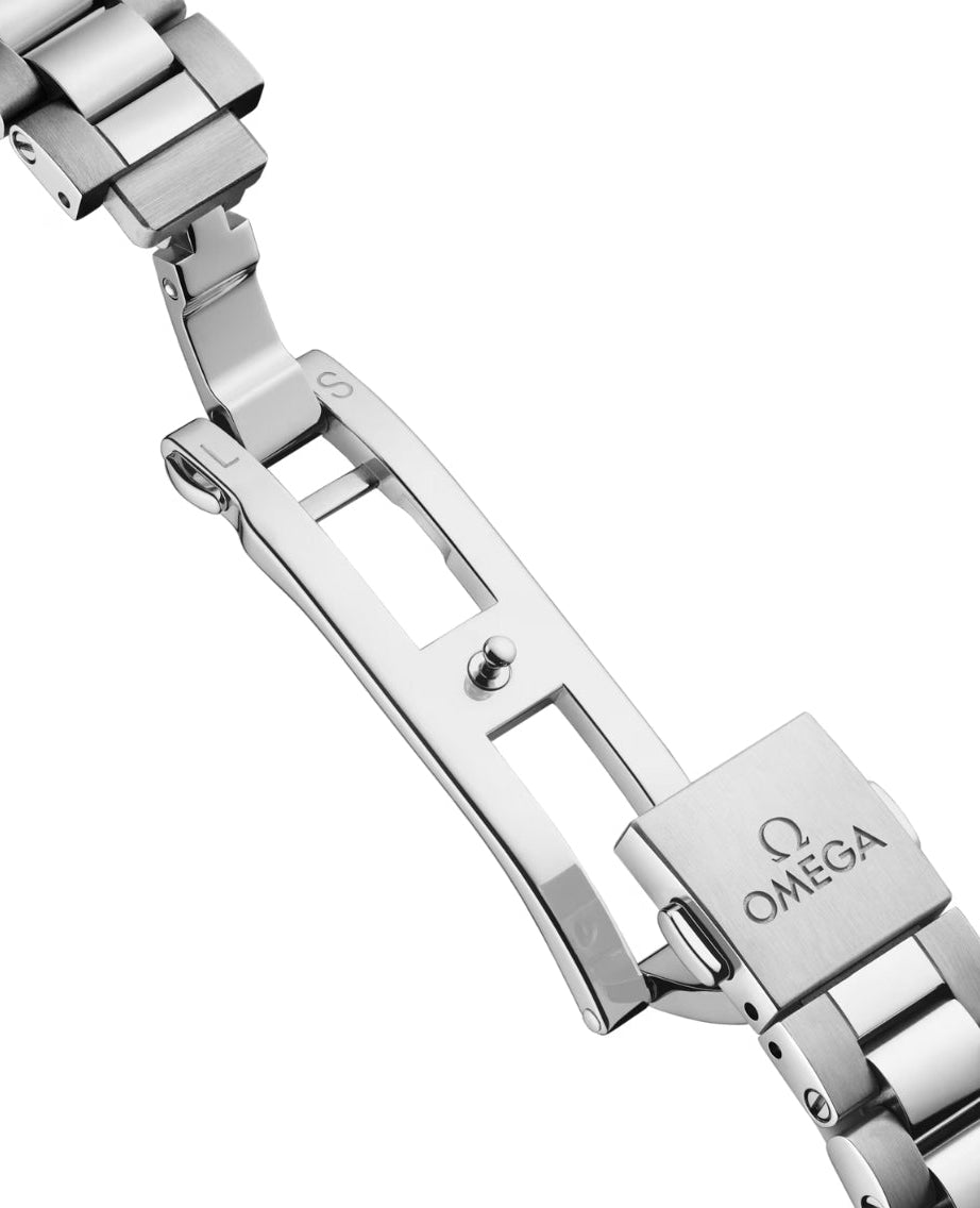 omega-seamaster-aqua-terra-150m-steel-on-steel-18k-sedna-gold-220.10.30.20.02