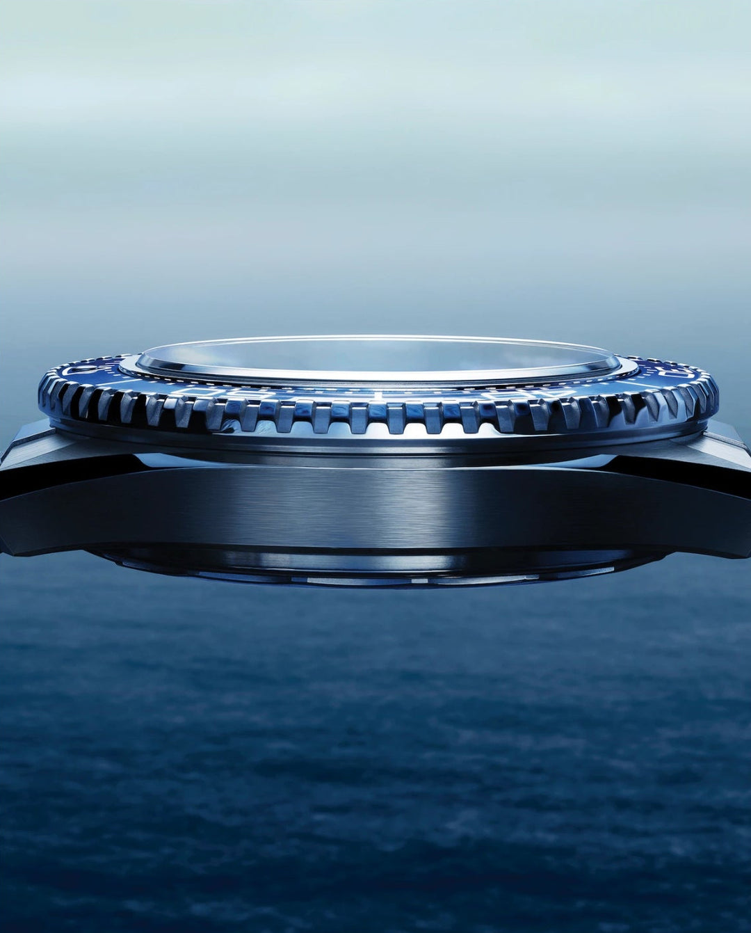 omega-seamaster-planet-ocean-600m-blue-bezel-217.30.42.21.01.002