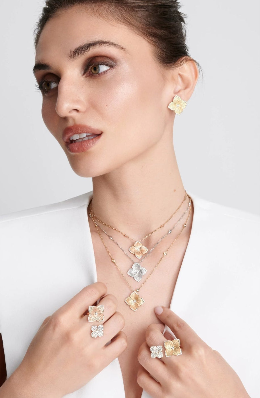 piranesi-oro-fiore-small-flower-earrings-with-diamonds-18k-white-gold-E5182WD-WG