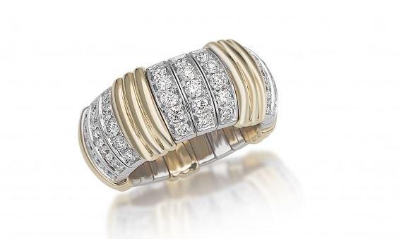 Xpandable Gold Accented Ring with Diamonds